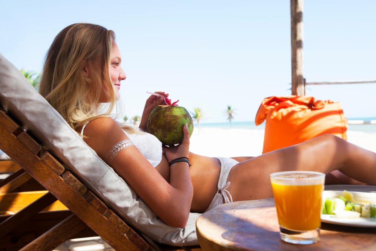 Windtown Beach Hotel Кумбуко Экстерьер фото