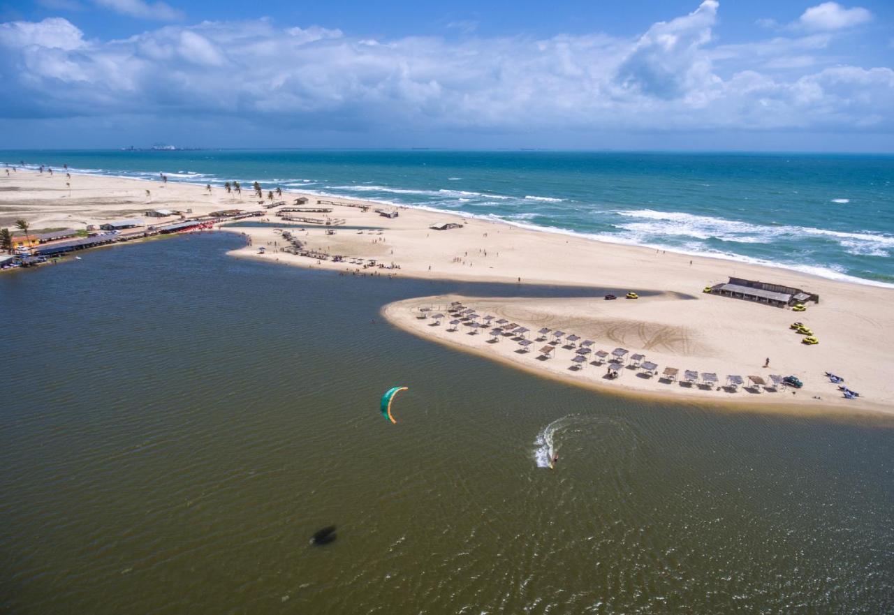 Windtown Beach Hotel Кумбуко Экстерьер фото
